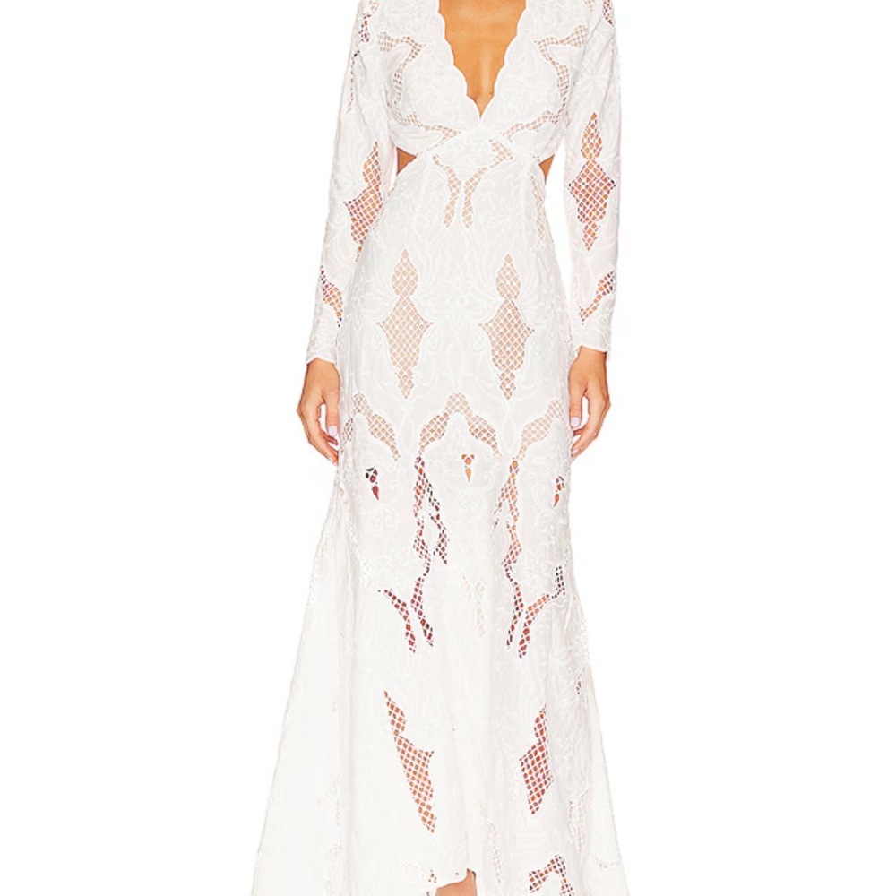 Elliatt White Lace Long Sleeve Dress